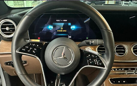 Mercedes-Benz E-Класс, 2021 год, 4 200 000 рублей, 6 фотография
