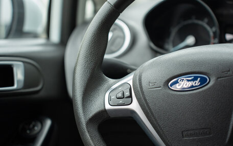 Ford Fiesta, 2015 год, 971 000 рублей, 10 фотография