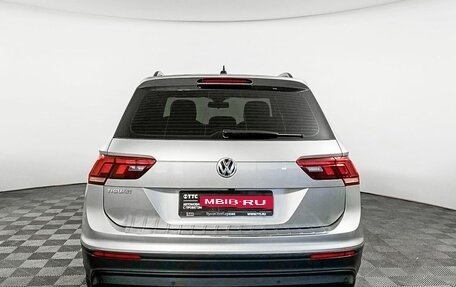Volkswagen Tiguan II, 2020 год, 3 249 000 рублей, 6 фотография