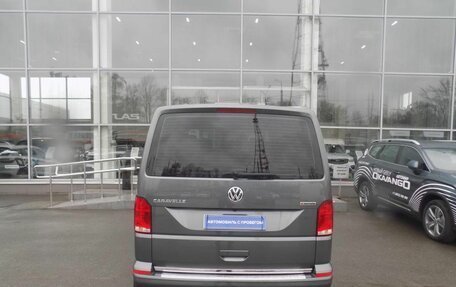 Volkswagen Caravelle T6 рестайлинг, 2020 год, 5 289 000 рублей, 6 фотография