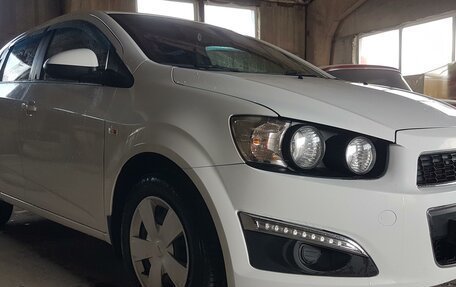 Chevrolet Aveo III, 2012 год, 800 000 рублей, 3 фотография