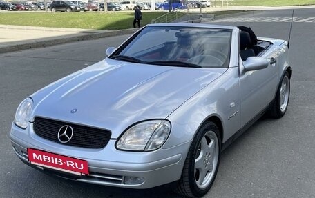 Mercedes-Benz SLK-Класс, 1999 год, 1 500 000 рублей, 4 фотография