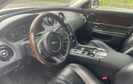 Jaguar XJ IV (X351), 2016 год, 3 850 000 рублей, 10 фотография