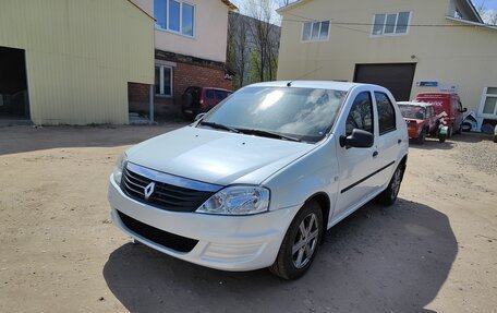 Renault Logan I, 2012 год, 670 000 рублей, 3 фотография