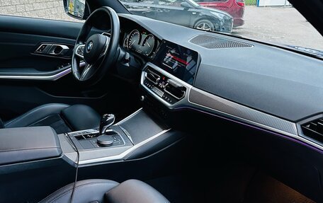 BMW 3 серия, 2020 год, 3 999 999 рублей, 8 фотография
