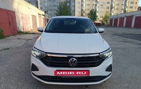 Volkswagen Polo VI (EU Market), 2021 год, 1 595 000 рублей, 2 фотография