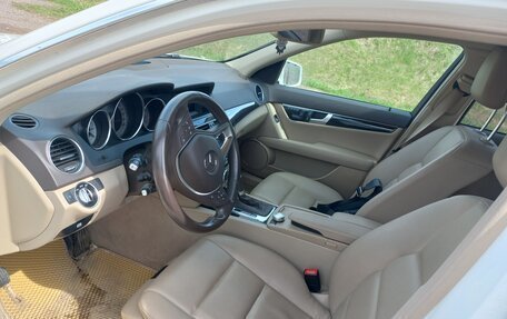 Mercedes-Benz C-Класс, 2013 год, 2 150 000 рублей, 2 фотография