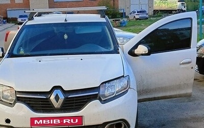 Renault Logan II, 2017 год, 460 000 рублей, 1 фотография