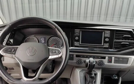 Volkswagen Caravelle T6 рестайлинг, 2020 год, 7 150 000 рублей, 10 фотография