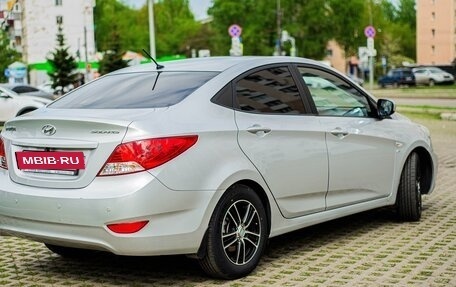 Hyundai Solaris II рестайлинг, 2012 год, 1 070 000 рублей, 4 фотография