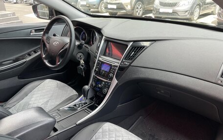 Hyundai Sonata VI, 2011 год, 1 109 000 рублей, 14 фотография