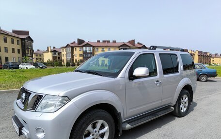 Nissan Pathfinder, 2012 год, 2 080 000 рублей, 7 фотография