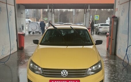 Volkswagen Polo VI (EU Market), 2017 год, 735 000 рублей, 2 фотография