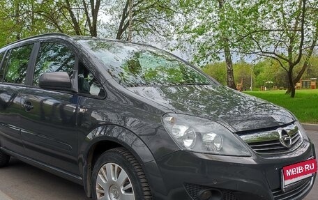 Opel Zafira B, 2012 год, 1 380 000 рублей, 4 фотография