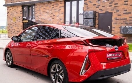 Toyota Prius IV XW50, 2020 год, 2 650 000 рублей, 11 фотография