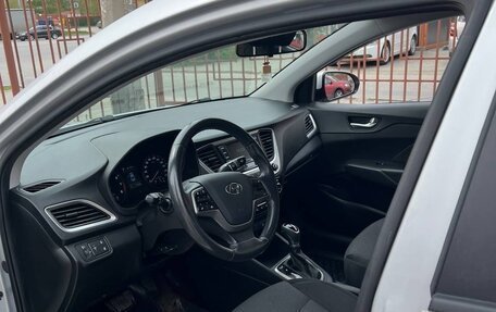 Hyundai Solaris II рестайлинг, 2018 год, 1 610 000 рублей, 6 фотография