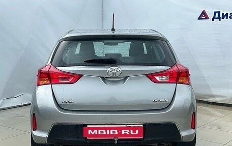Toyota Auris II, 2013 год, 1 440 000 рублей, 5 фотография