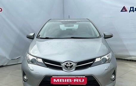 Toyota Auris II, 2013 год, 1 440 000 рублей, 2 фотография