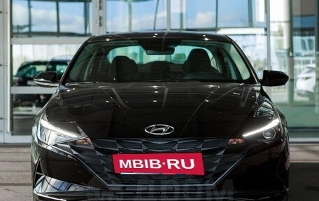 Hyundai Elantra, 2023 год, 2 650 000 рублей, 3 фотография