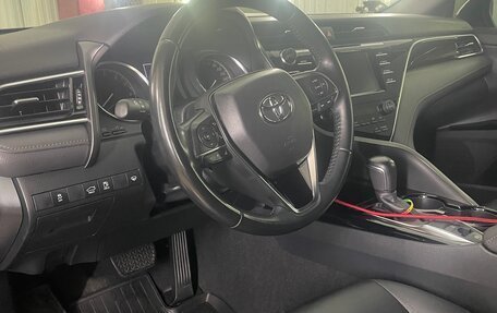 Toyota Camry, 2020 год, 3 499 999 рублей, 5 фотография