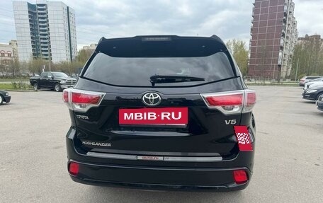 Toyota Highlander III, 2014 год, 3 490 000 рублей, 6 фотография