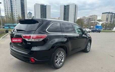 Toyota Highlander III, 2014 год, 3 490 000 рублей, 5 фотография