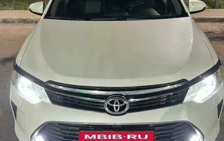 Toyota Camry, 2015 год, 2 690 000 рублей, 2 фотография