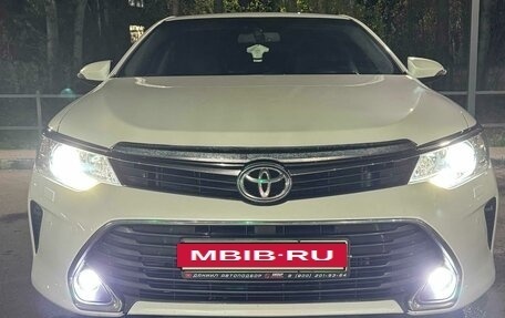 Toyota Camry, 2015 год, 2 690 000 рублей, 4 фотография