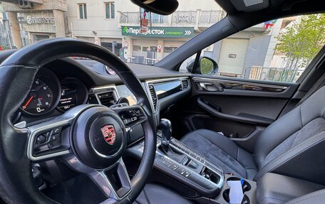 Porsche Macan I рестайлинг, 2018 год, 4 900 000 рублей, 7 фотография
