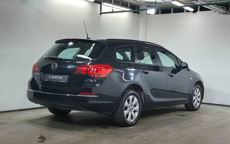 Opel Astra J, 2014 год, 1 020 000 рублей, 6 фотография