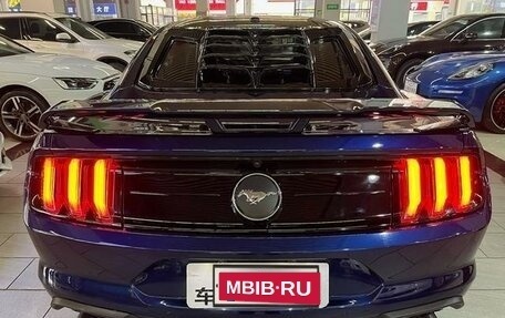 Ford Mustang VI рестайлинг, 2020 год, 3 500 000 рублей, 3 фотография