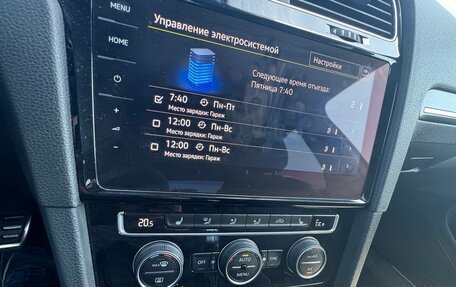 Volkswagen Golf VII, 2019 год, 2 350 000 рублей, 4 фотография