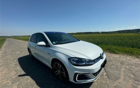 Volkswagen Golf VII, 2019 год, 2 350 000 рублей, 15 фотография