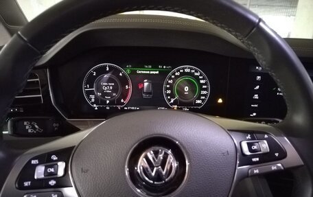 Volkswagen Touareg III, 2019 год, 6 490 000 рублей, 9 фотография