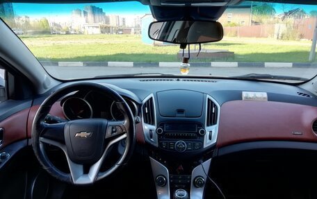 Chevrolet Cruze II, 2013 год, 800 000 рублей, 6 фотография