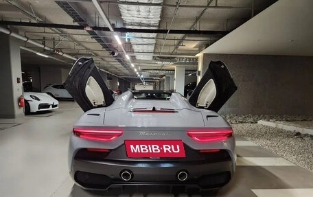 Maserati MC20, 2023 год, 50 000 000 рублей, 6 фотография