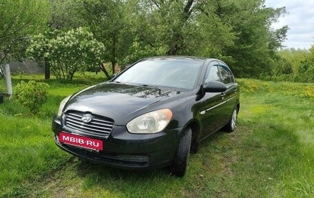 Hyundai Verna II, 2007 год, 390 000 рублей, 3 фотография