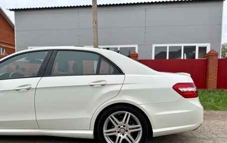 Mercedes-Benz E-Класс, 2012 год, 2 550 000 рублей, 13 фотография
