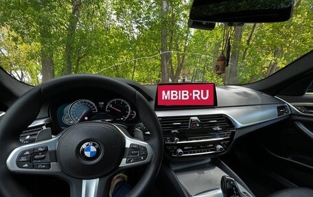 BMW 5 серия, 2017 год, 2 810 000 рублей, 3 фотография