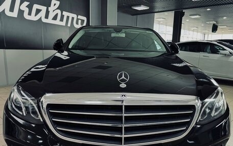 Mercedes-Benz E-Класс, 2018 год, 2 499 000 рублей, 2 фотография