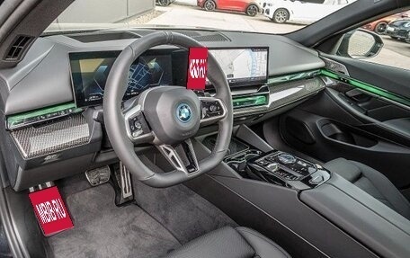 BMW 5 серия, 2024 год, 11 300 000 рублей, 6 фотография