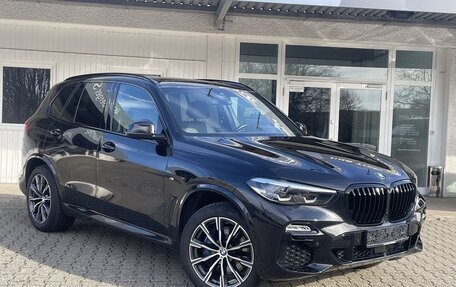 BMW X5, 2021 год, 6 100 000 рублей, 2 фотография