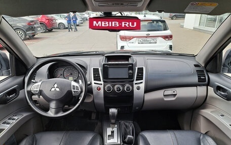 Mitsubishi Pajero Sport II рестайлинг, 2014 год, 2 298 000 рублей, 14 фотография