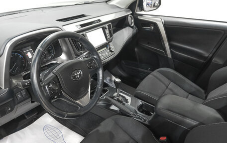 Toyota RAV4, 2018 год, 2 999 000 рублей, 8 фотография