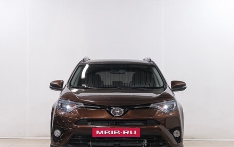 Toyota RAV4, 2018 год, 2 999 000 рублей, 3 фотография