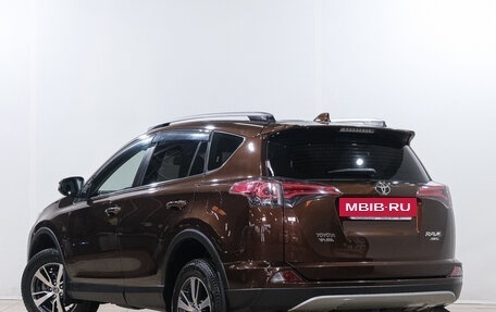 Toyota RAV4, 2018 год, 2 999 000 рублей, 5 фотография