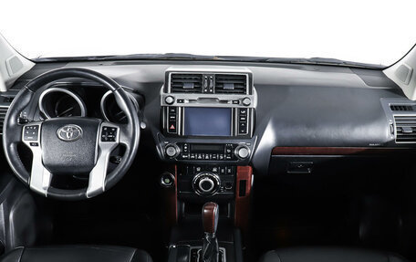 Toyota Land Cruiser Prado 150 рестайлинг 2, 2014 год, 4 088 000 рублей, 13 фотография