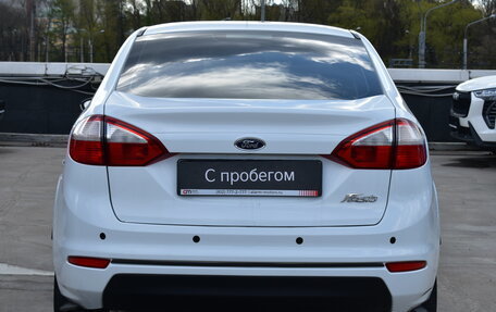 Ford Fiesta, 2015 год, 899 000 рублей, 5 фотография