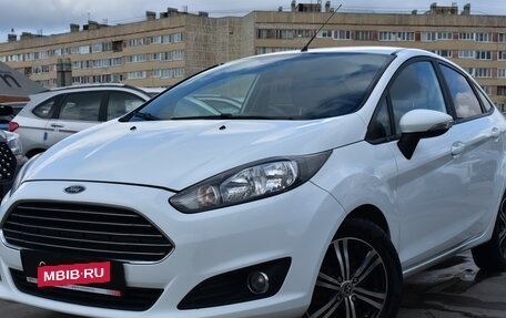 Ford Fiesta, 2015 год, 899 000 рублей, 3 фотография