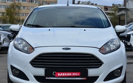 Ford Fiesta, 2015 год, 899 000 рублей, 2 фотография